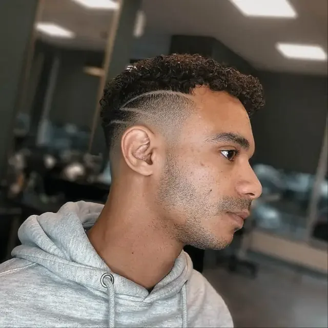 Taper crop at Gentlemen Barber Shop Krakow in Kazimierz